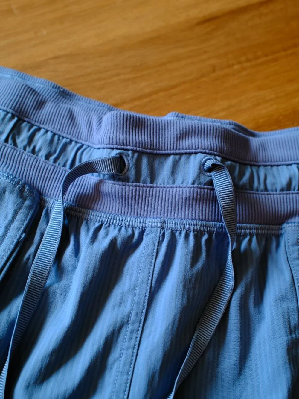 lululemon athletica size 10
