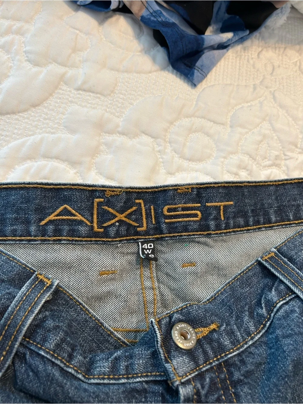 Axist straight leg