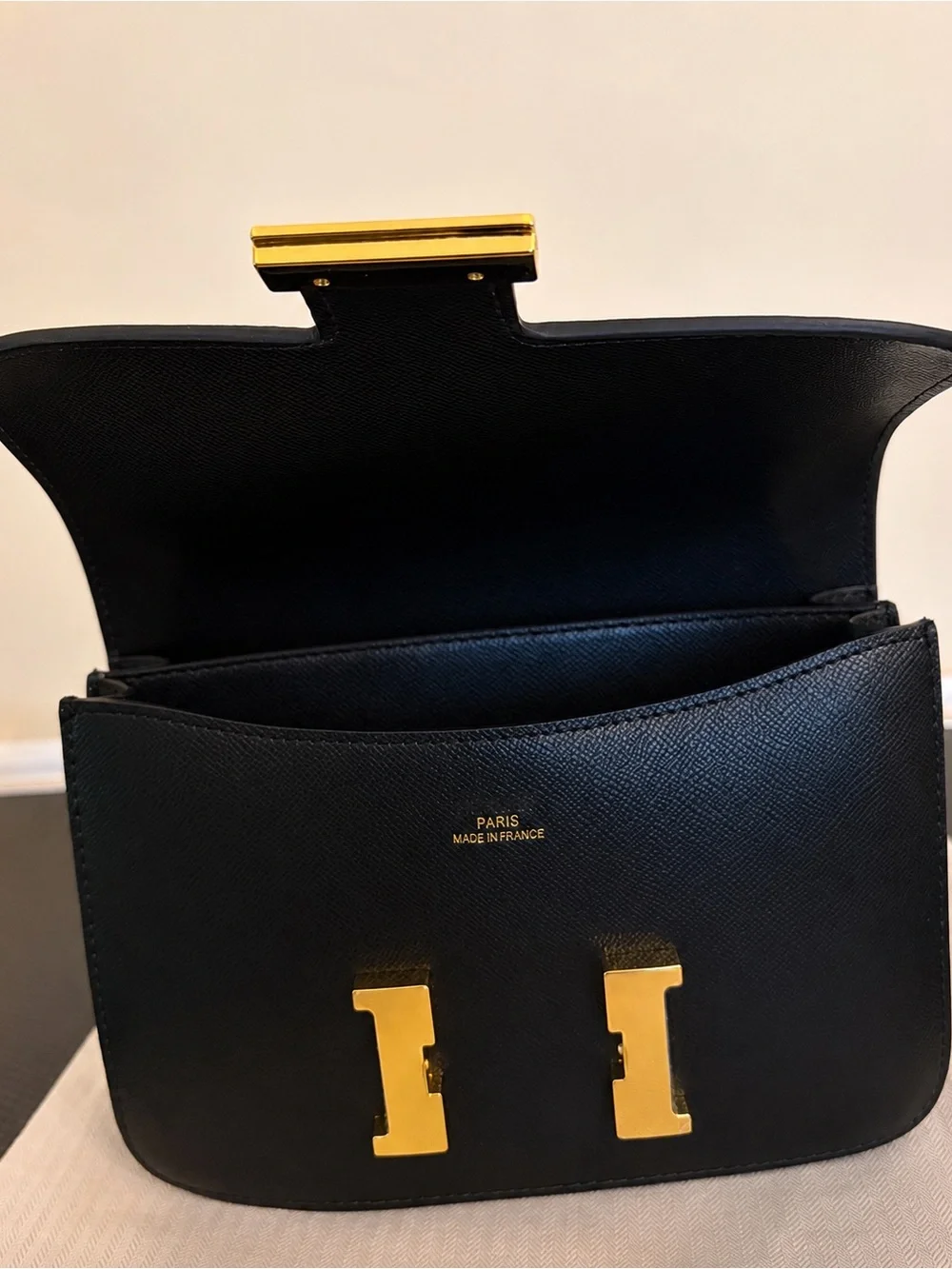No brand these bags