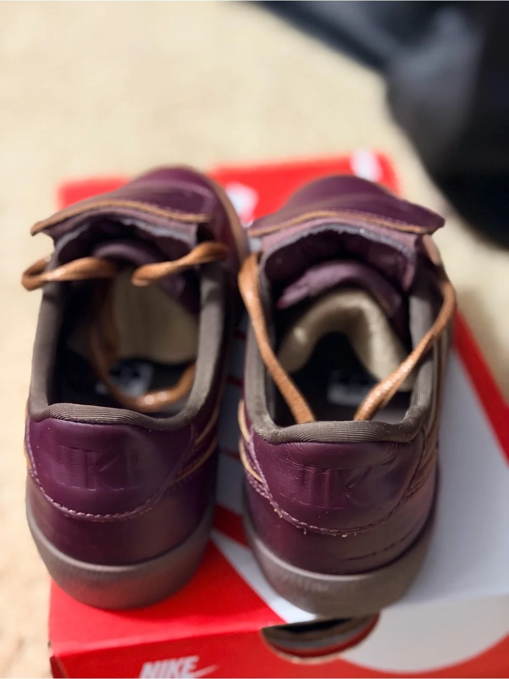 Nike smooth burgundy
