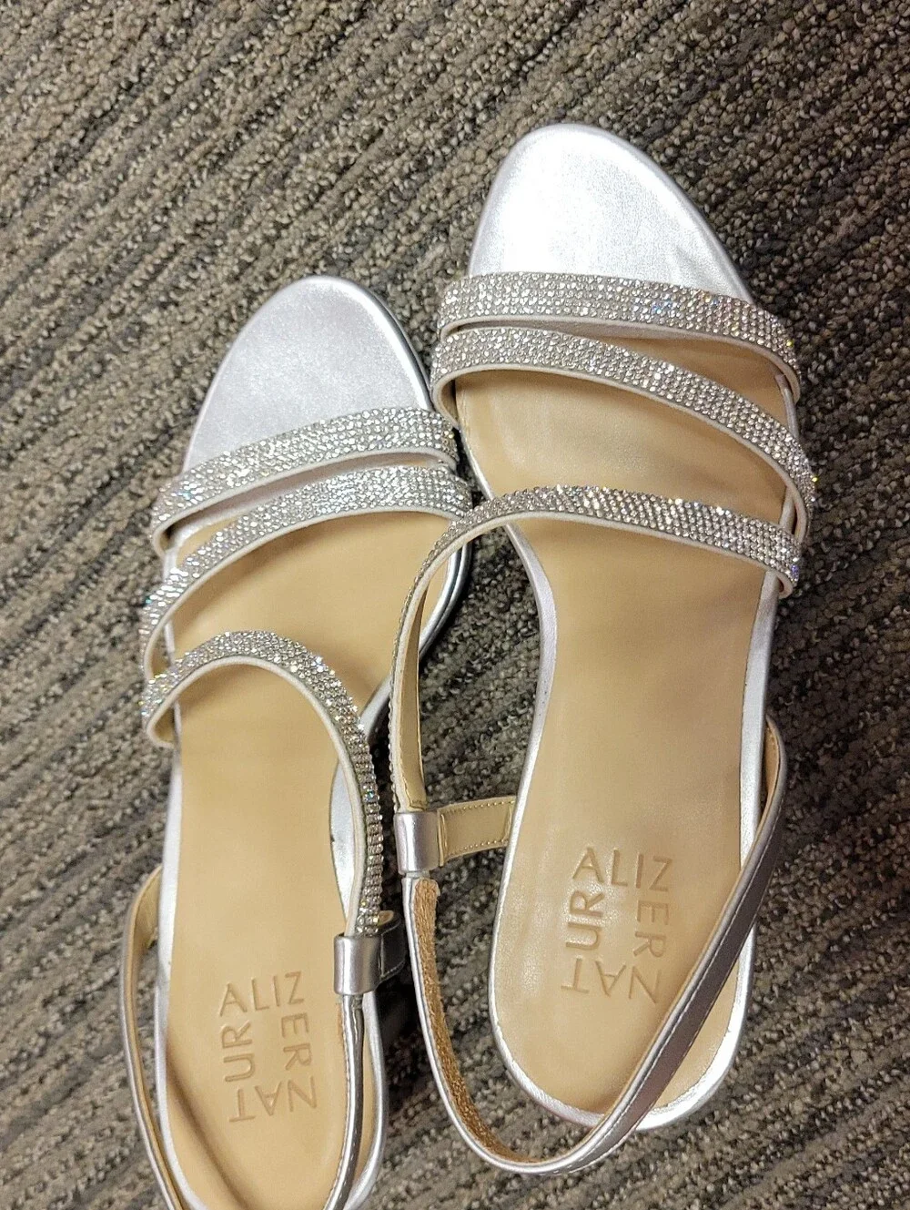 Naturalizer shiny silver