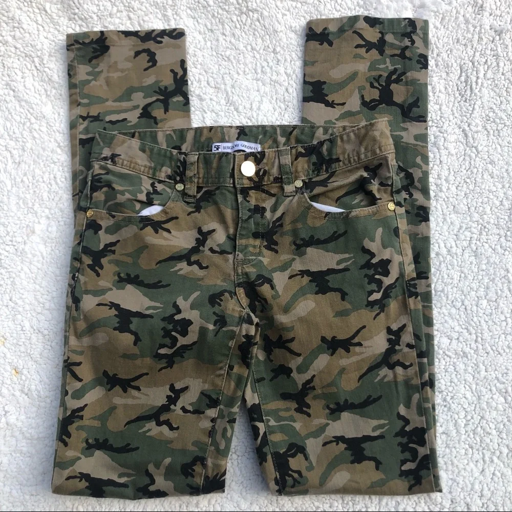 Tory Burch jeans super skinny camo print size 25 camouflage green pre-loved