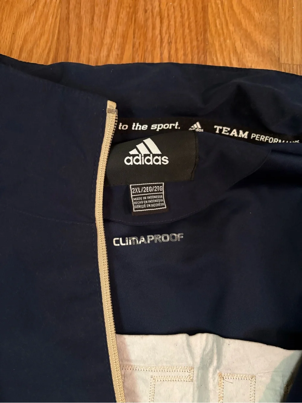 adidas lightweight windbreaker