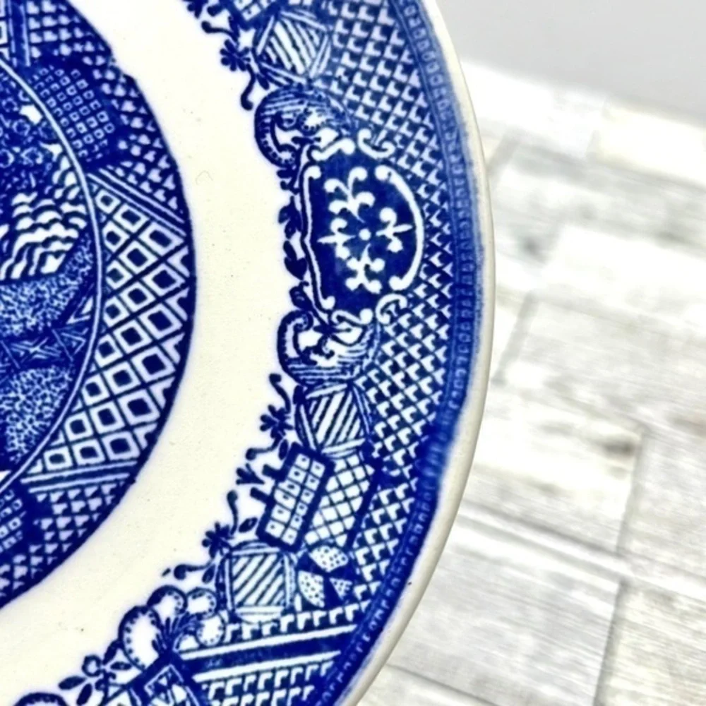 Vintage blue willow