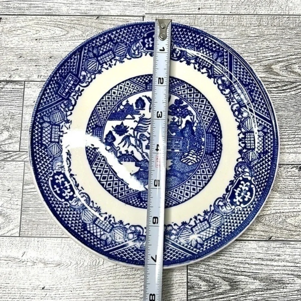 Vintage blue willow
