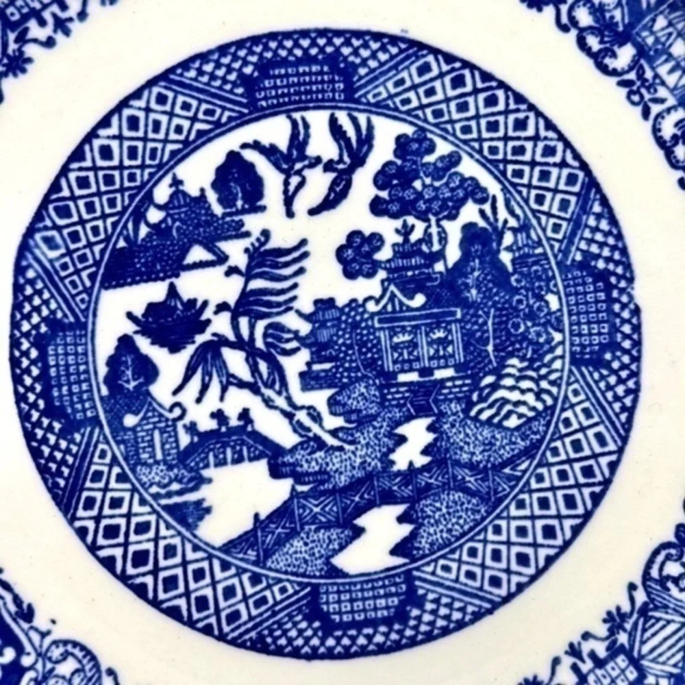 Vintage blue willow