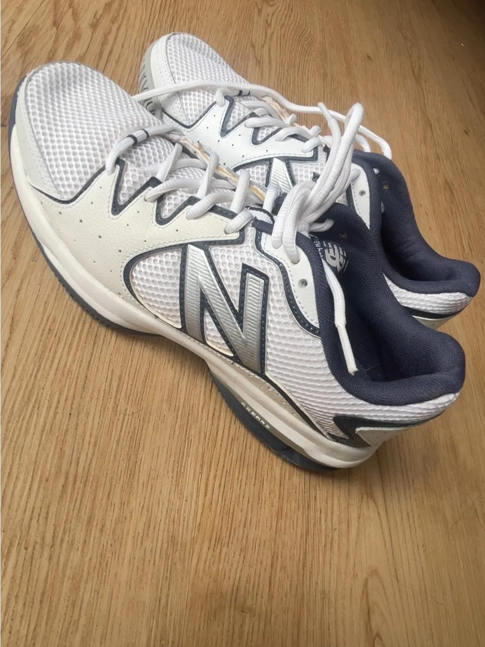 New Balance 786 White and Navy Athletic Running Shoes