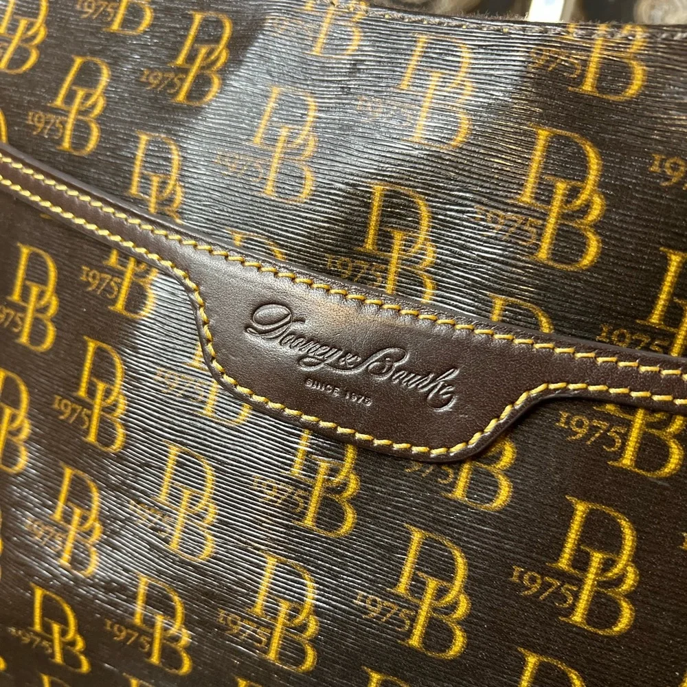 Dooney & Bourke Signature Dark Brown Leather 1975 Collins Bag