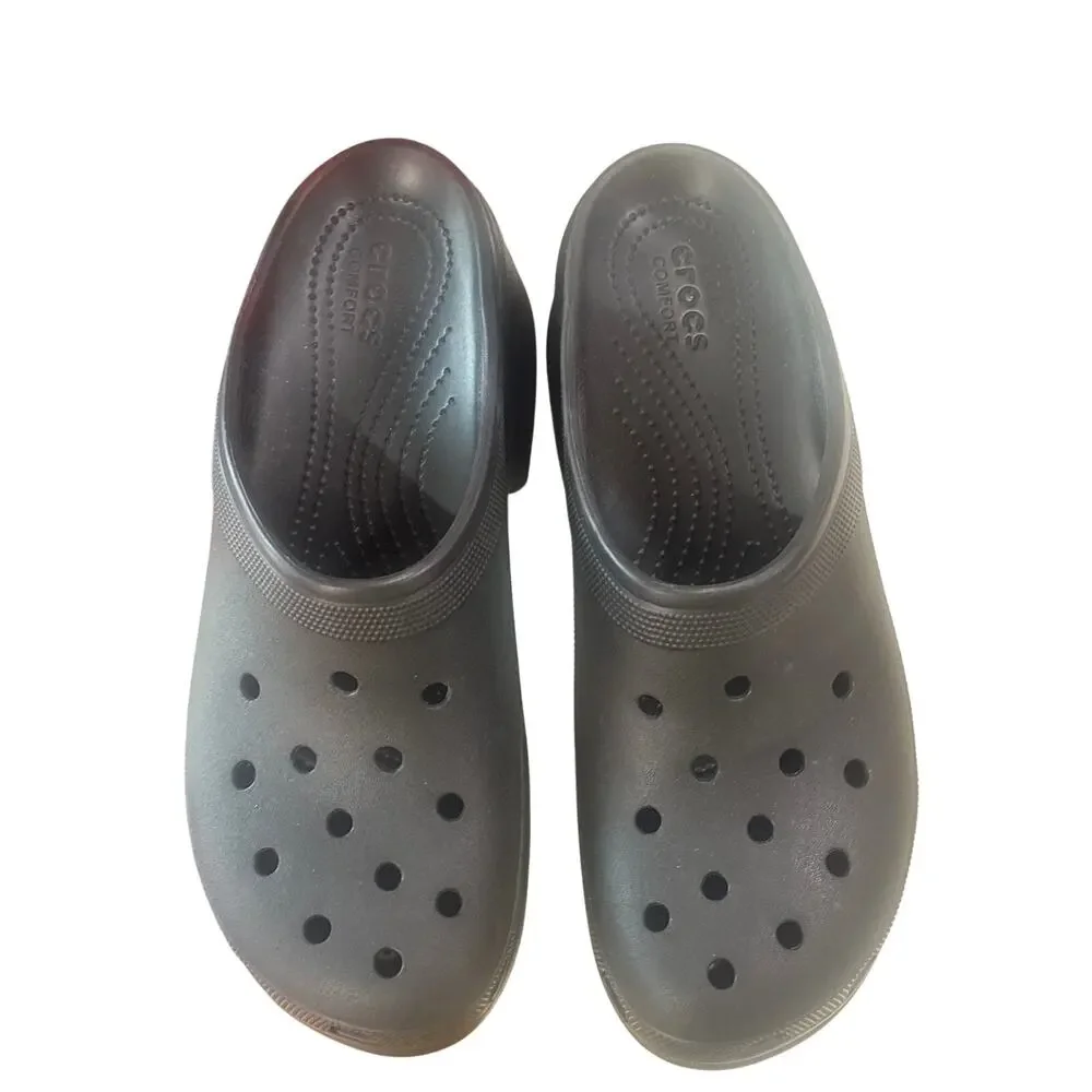 Women’s sz 12 Platform Crocs