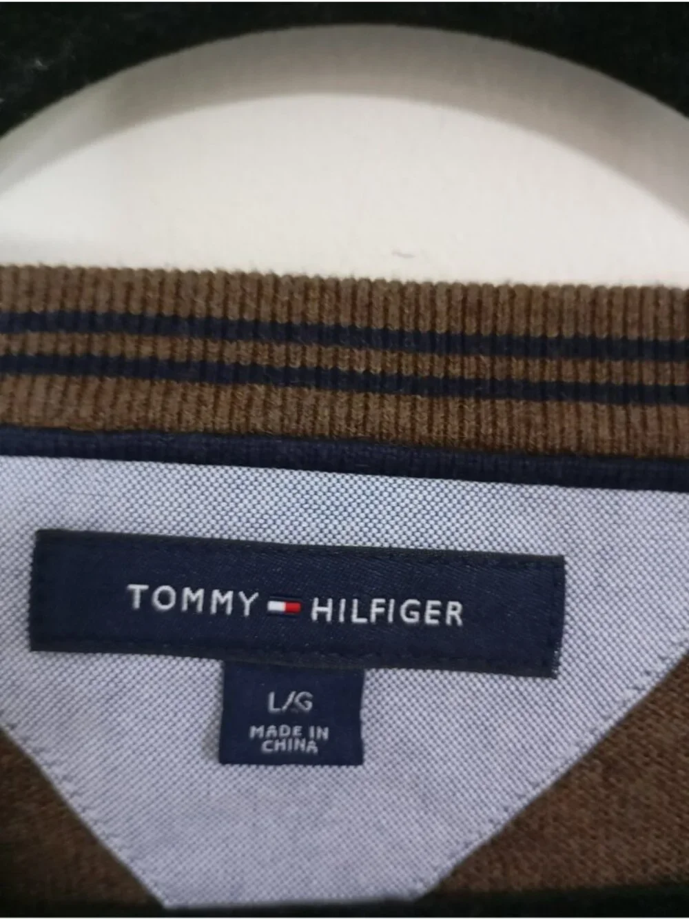 Tommy Hilfiger used excellent