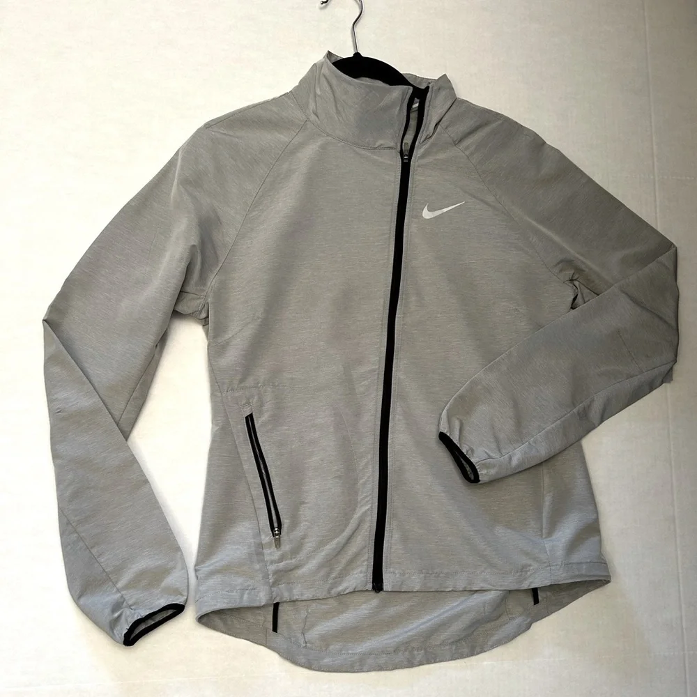 Nike light gray