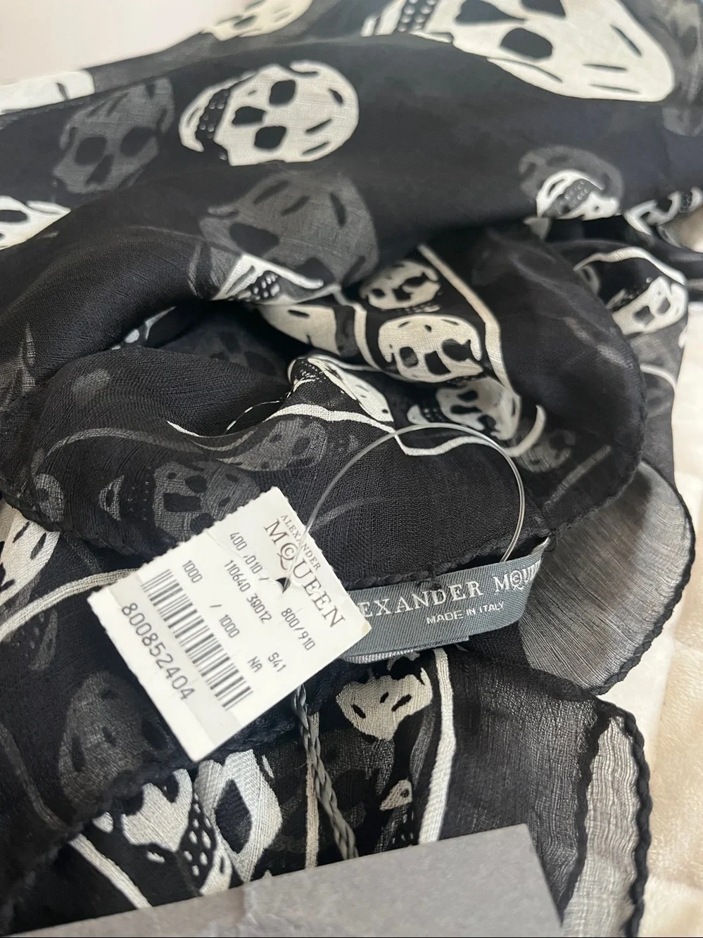Alexander McQueen silk chiffon skull scarf new with tags