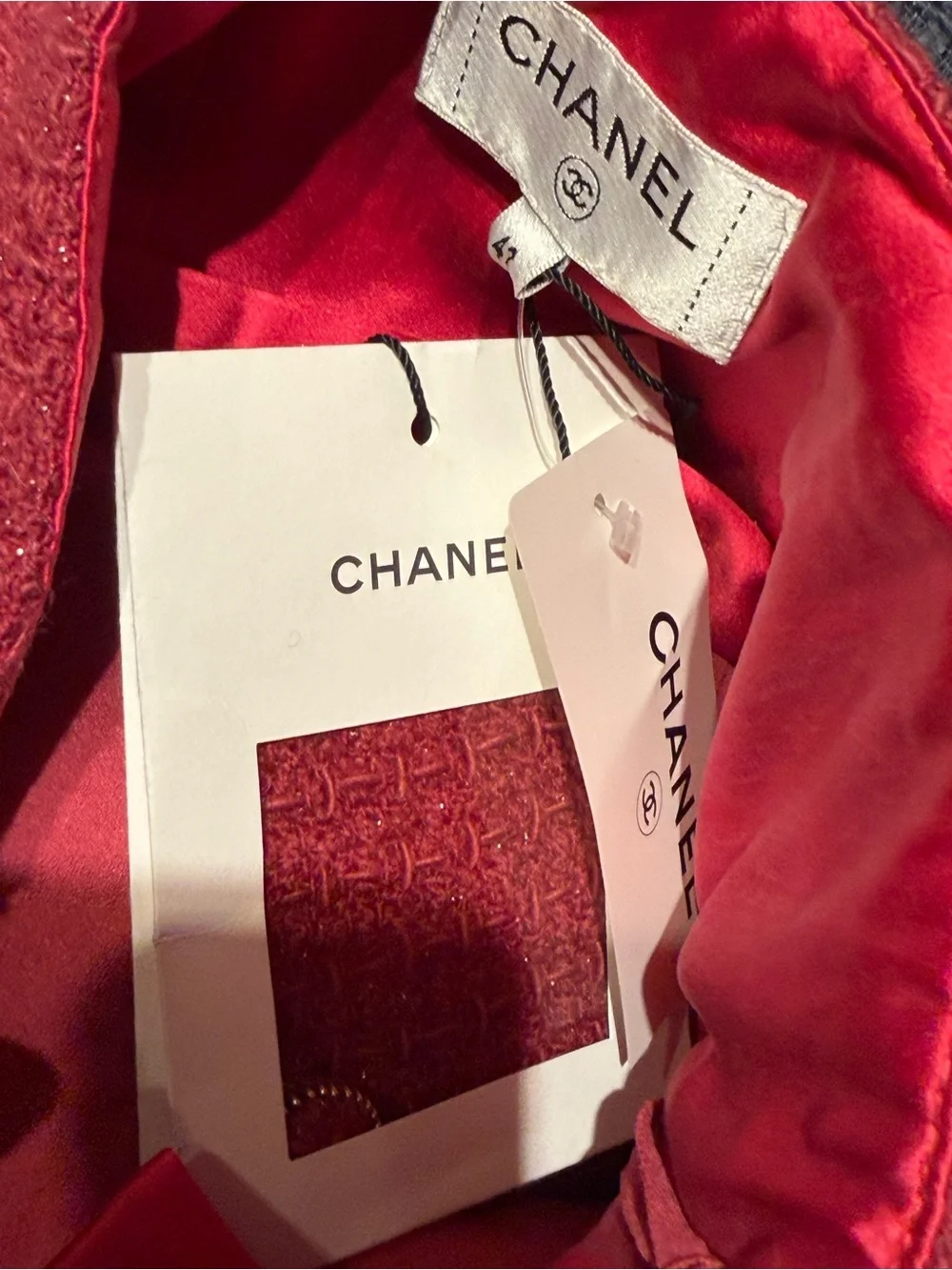 Chanel fuschia silver fantasy tweed skirt