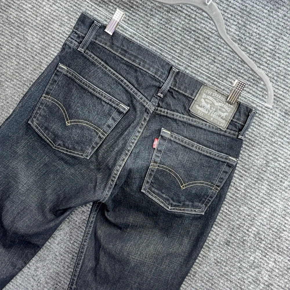 Levi's 511 Jeans Men's 30x32 Dark Wash Blue Slim Fit Denim Stretch Pants
