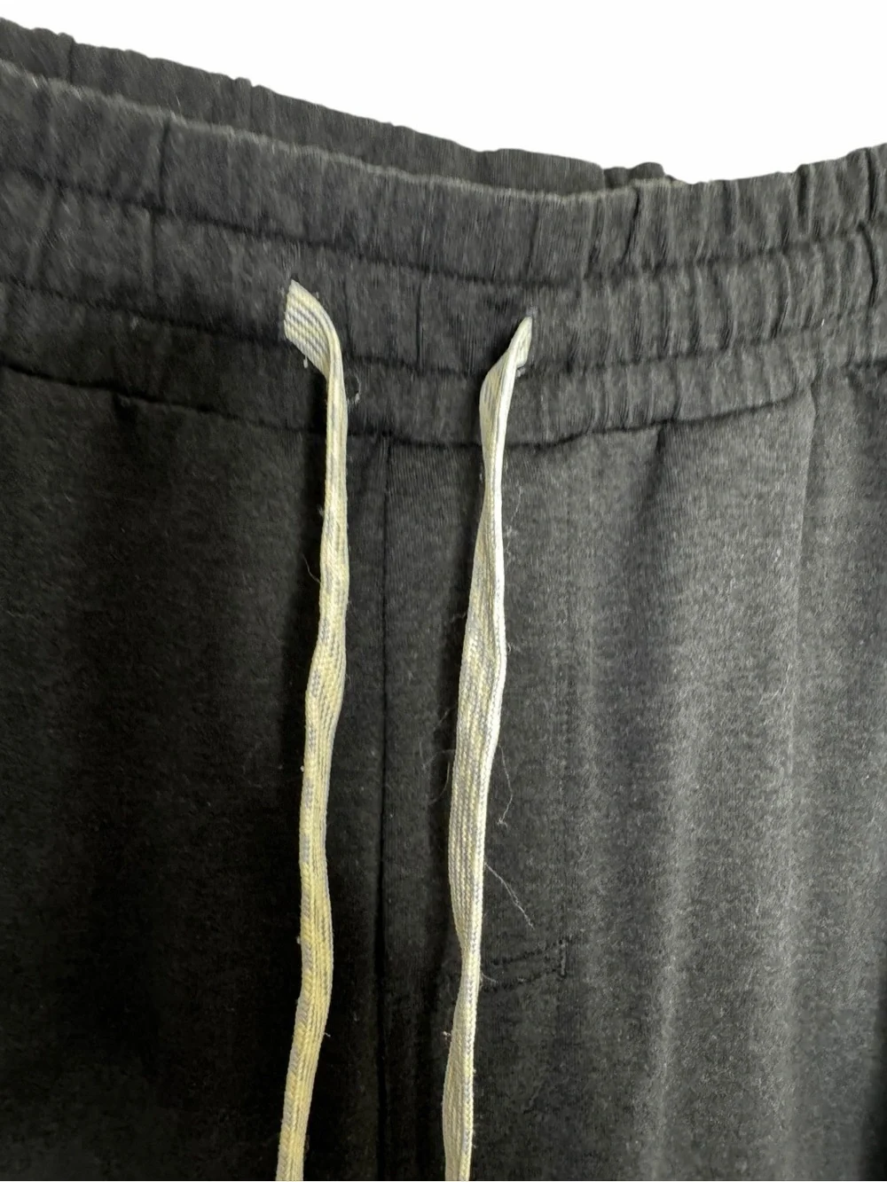 N/A comfortable black