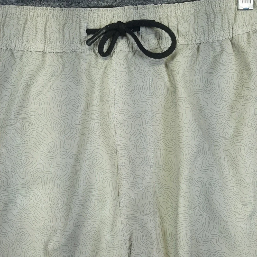 Veece shorts tan
