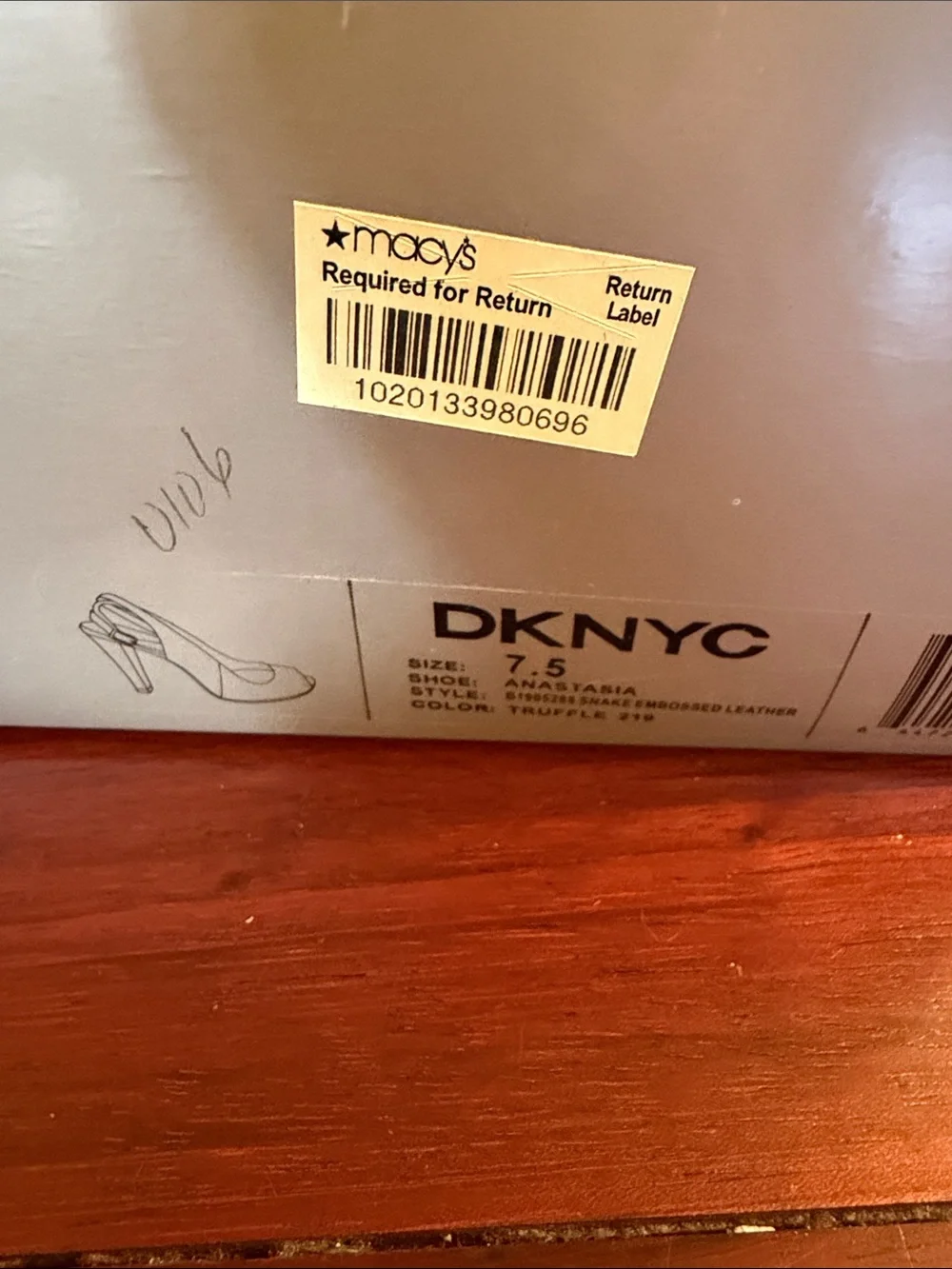 Dkny chic slingback