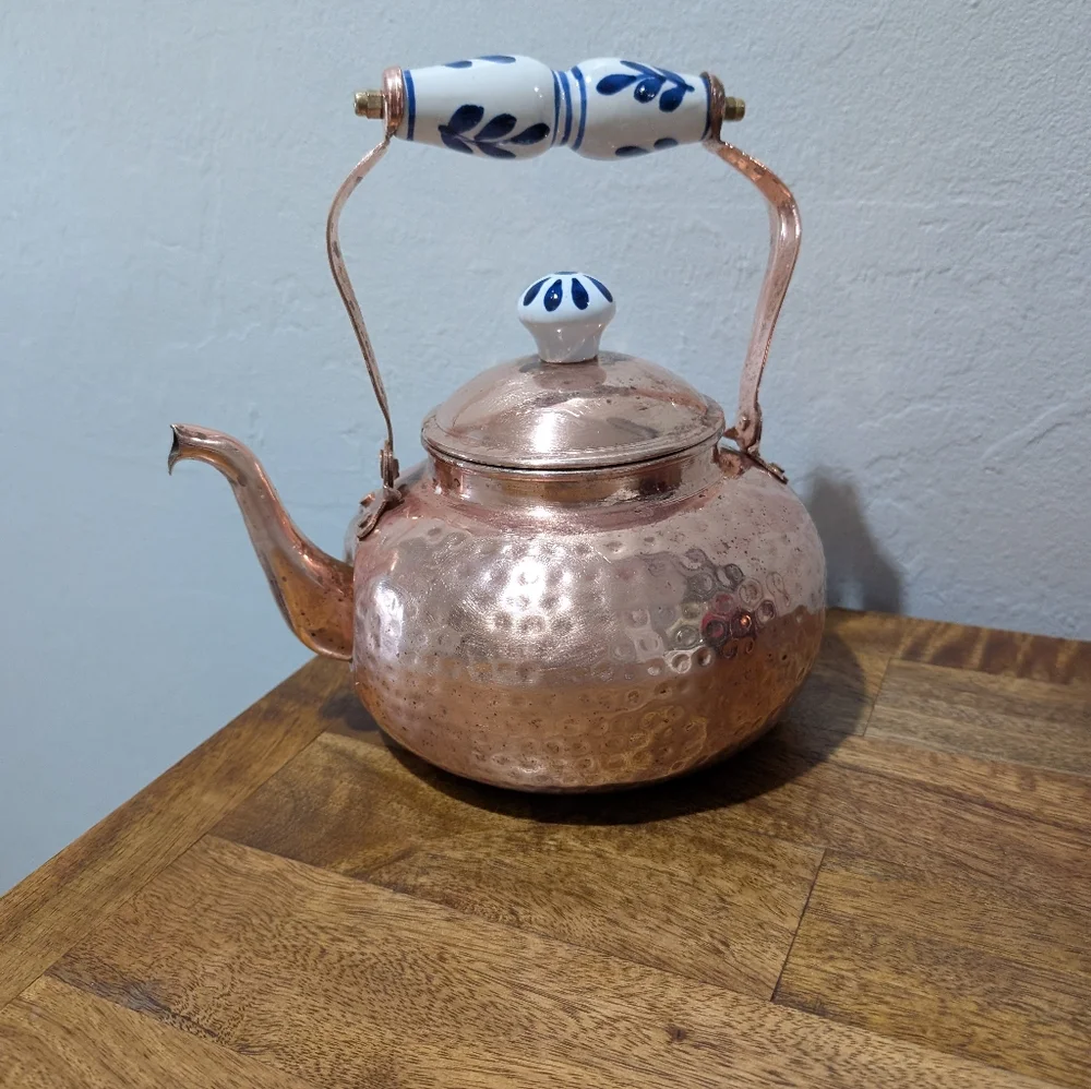 Copper‎ Teapot With Porcelain Handle Large
