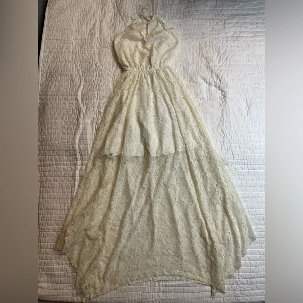 Abercrombie & Fitch cream lace