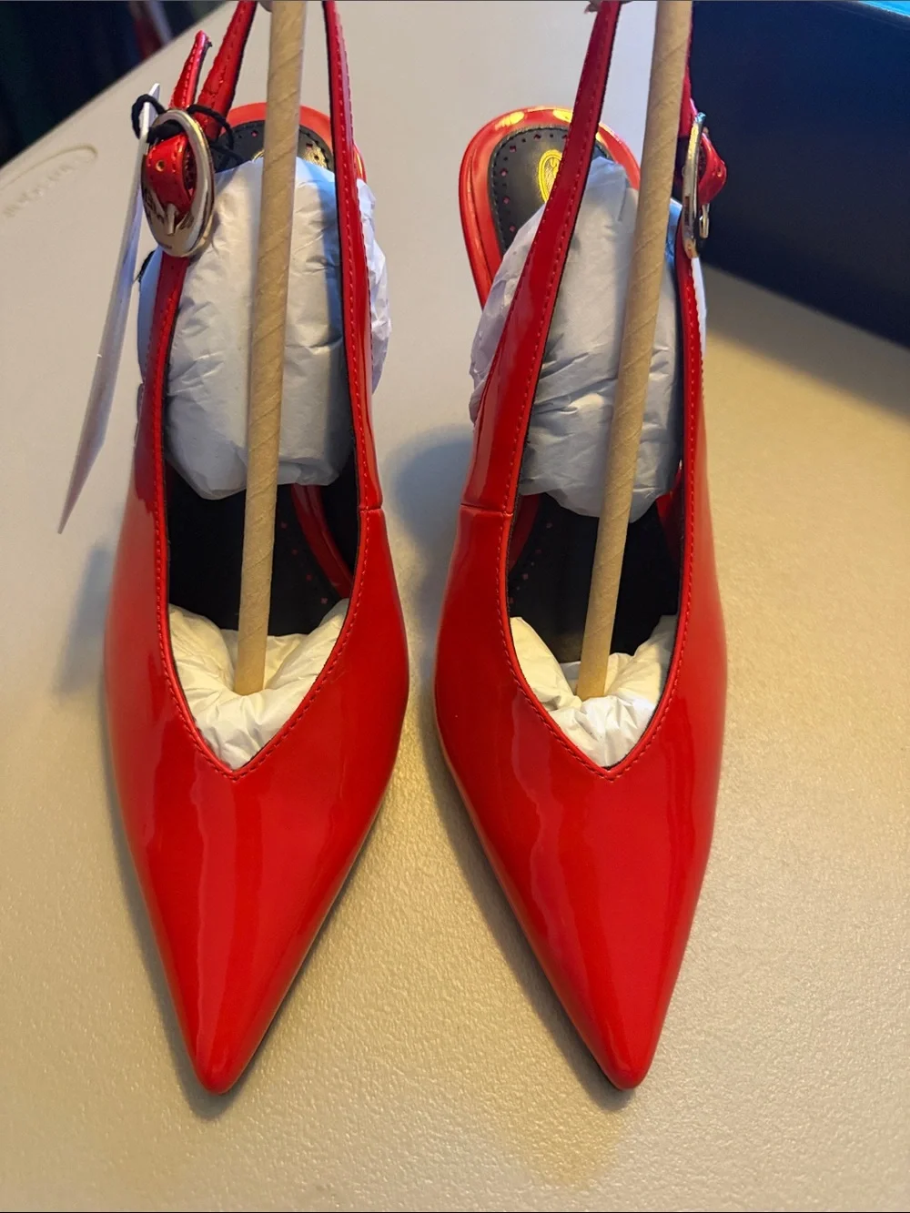 Scoop sophisticated red