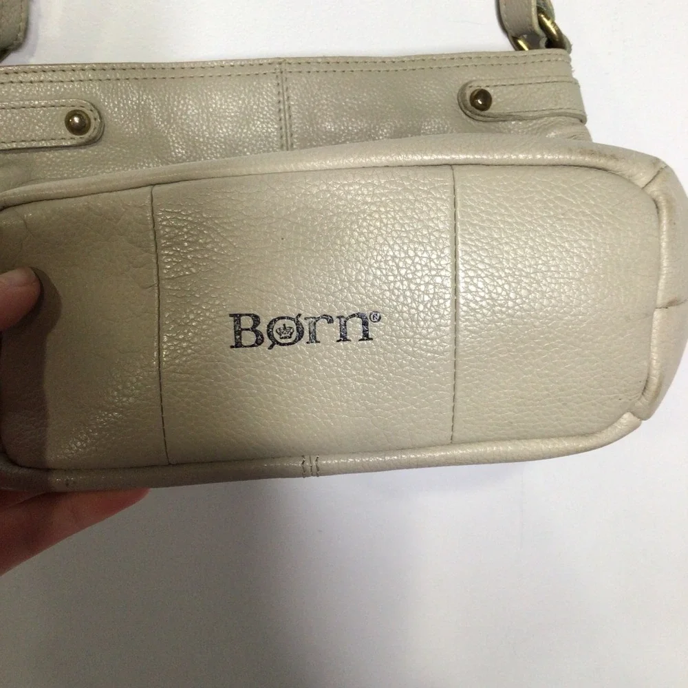 Born tan leather