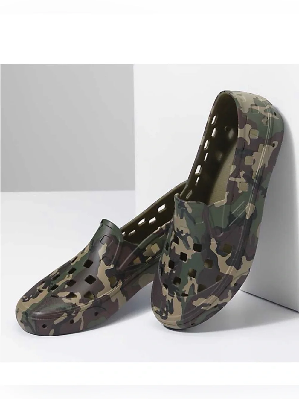 Vans Big Kids Unisex Trek Camouflage Green Slip On Sneakers Size 3 NWT