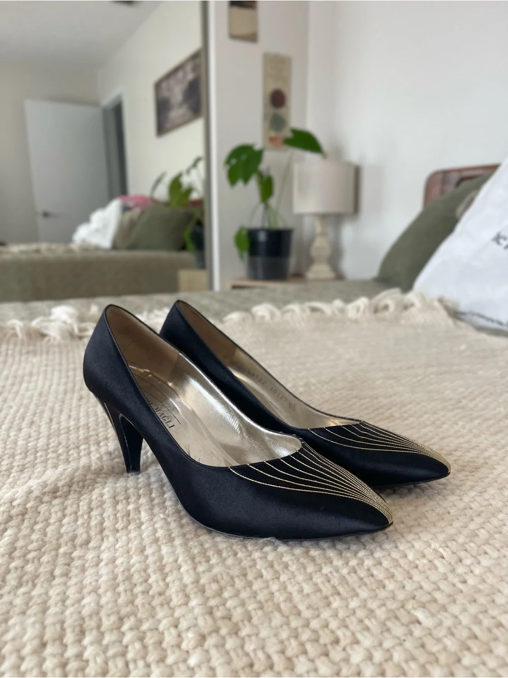 Bruno Magli gorgeous vintage