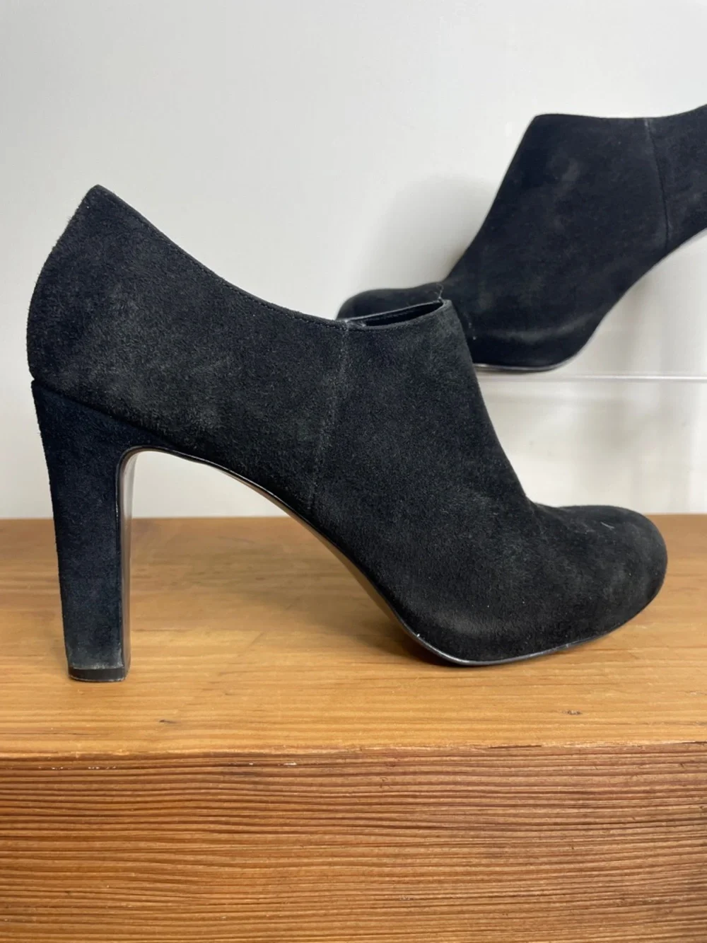 Tahari booties pants side