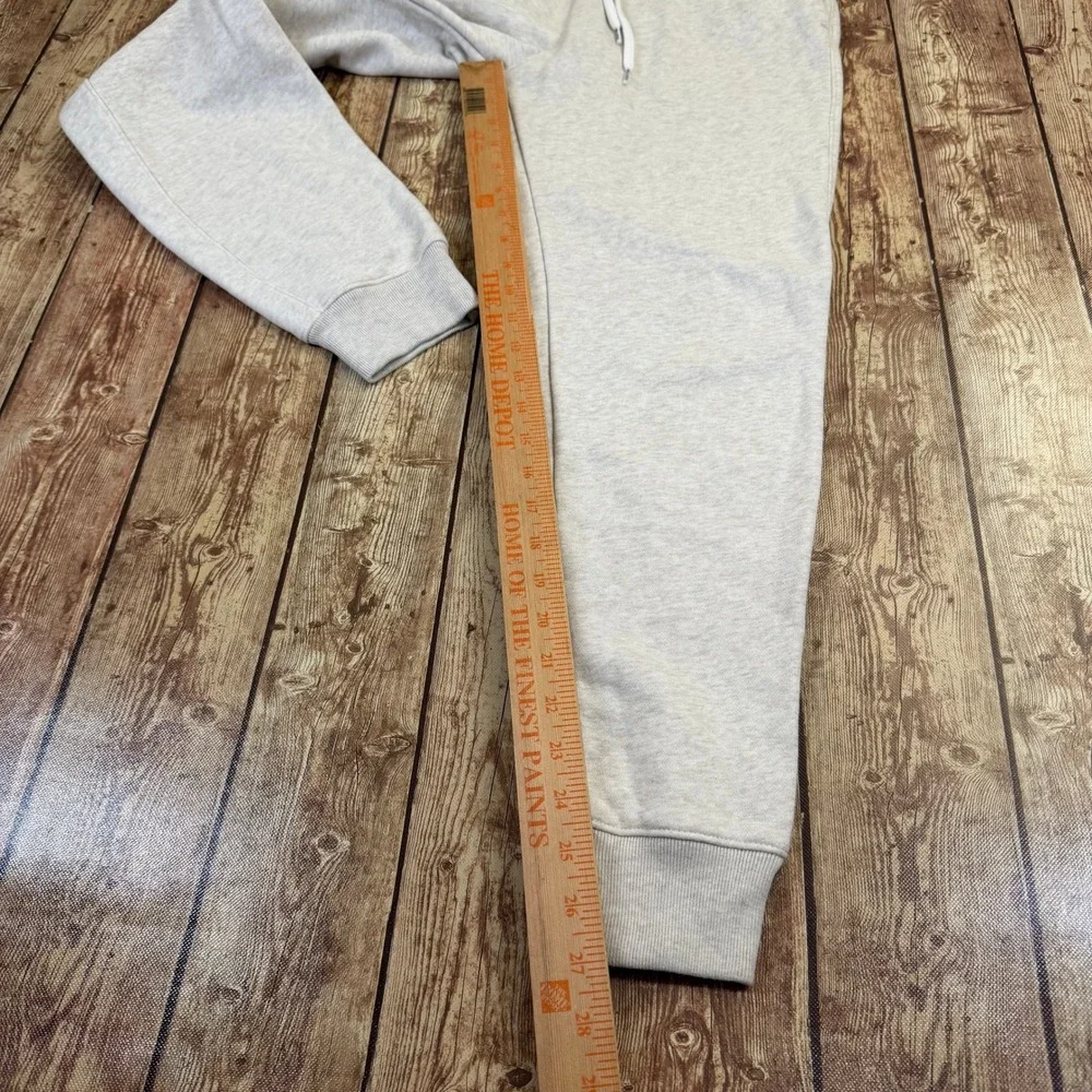 Hollister item good