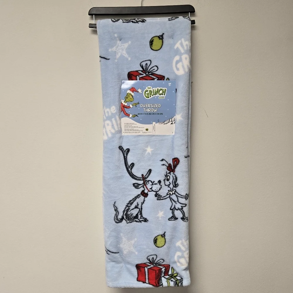 The Grinch Dr. Seuss Oversized Throw Blanket Cindy Lou Who Max Christmas Blue