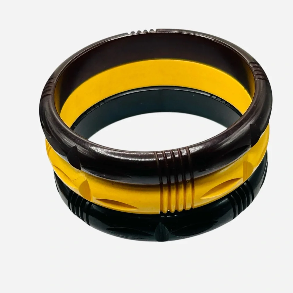 Bakelite gorgeous set
