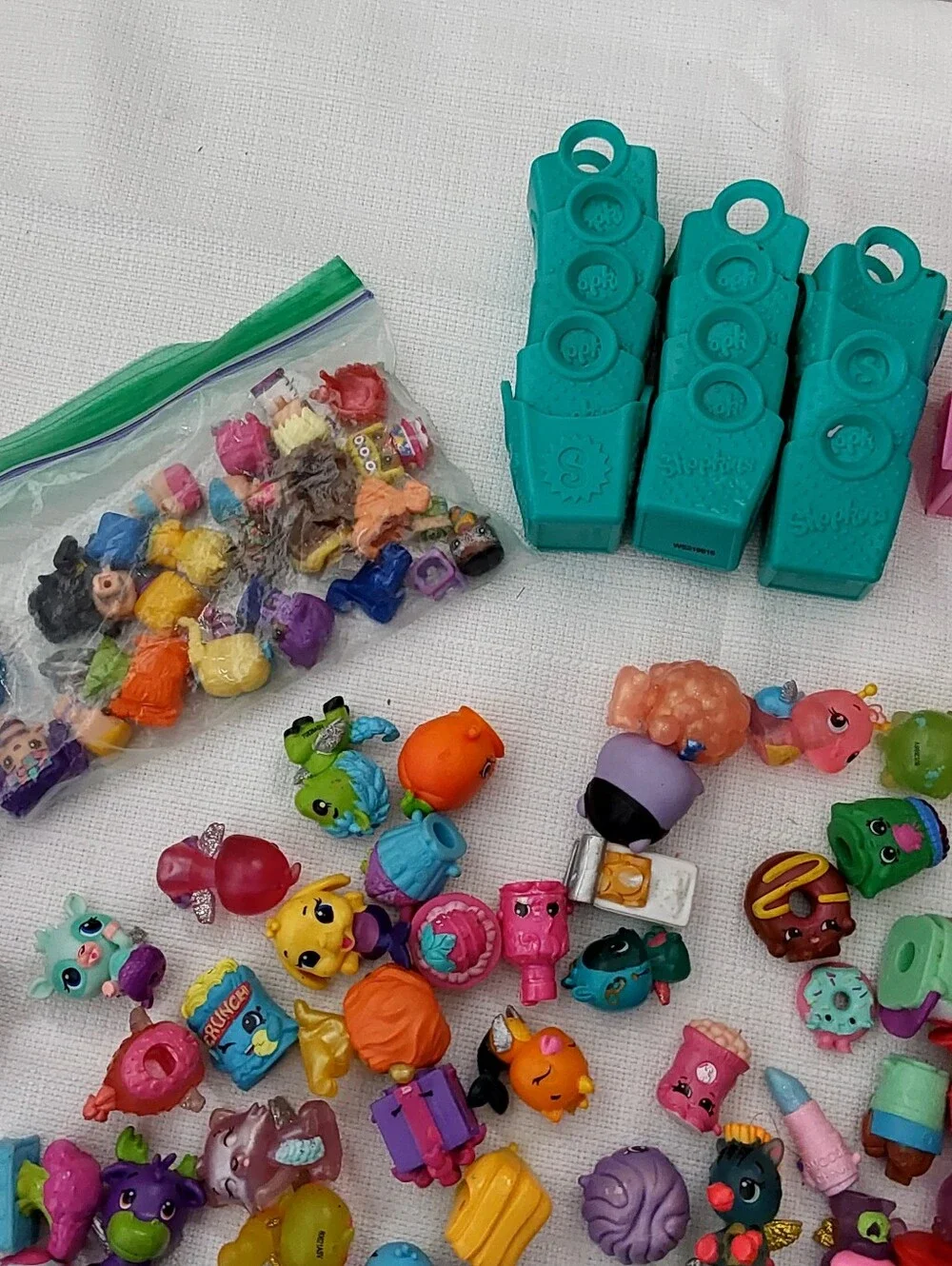 N/A shopkin hatchimals
