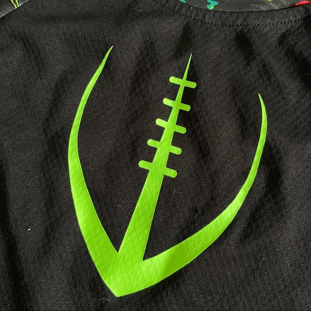 Athletic black short