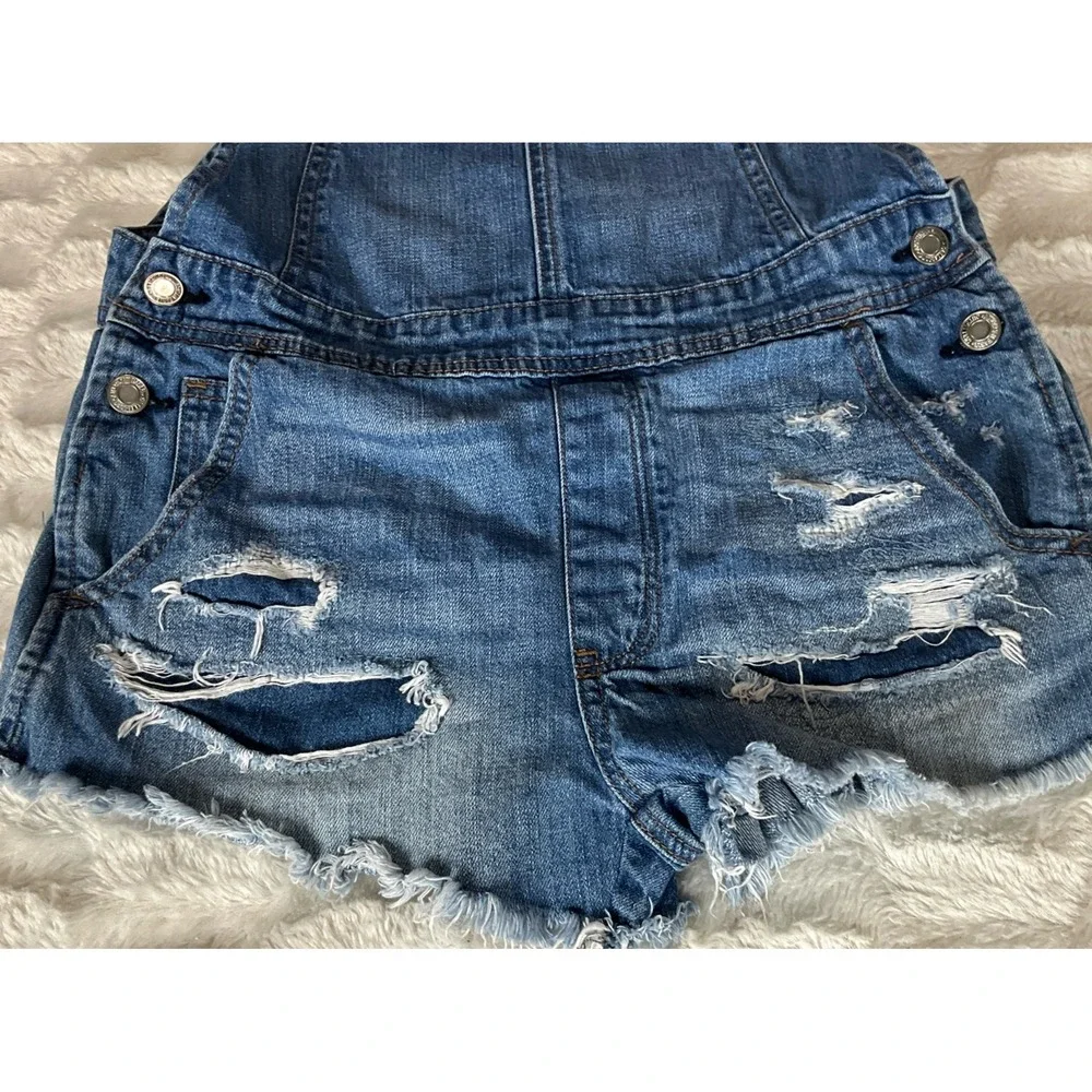 American Eagle Outfitters these american