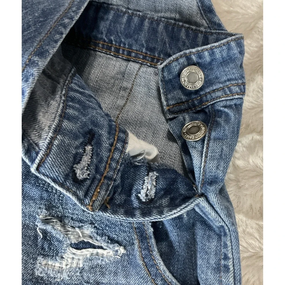 American Eagle Outfitters these american
