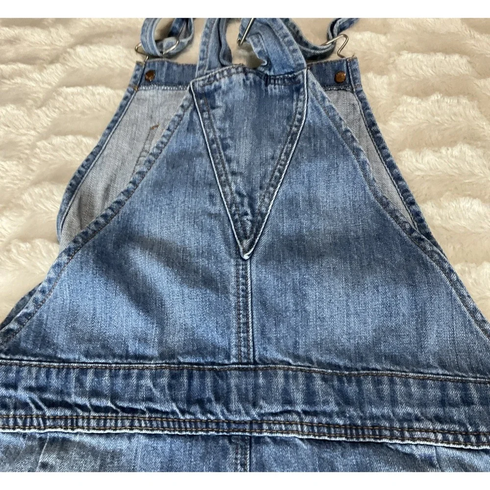 American Eagle Outfitters these american