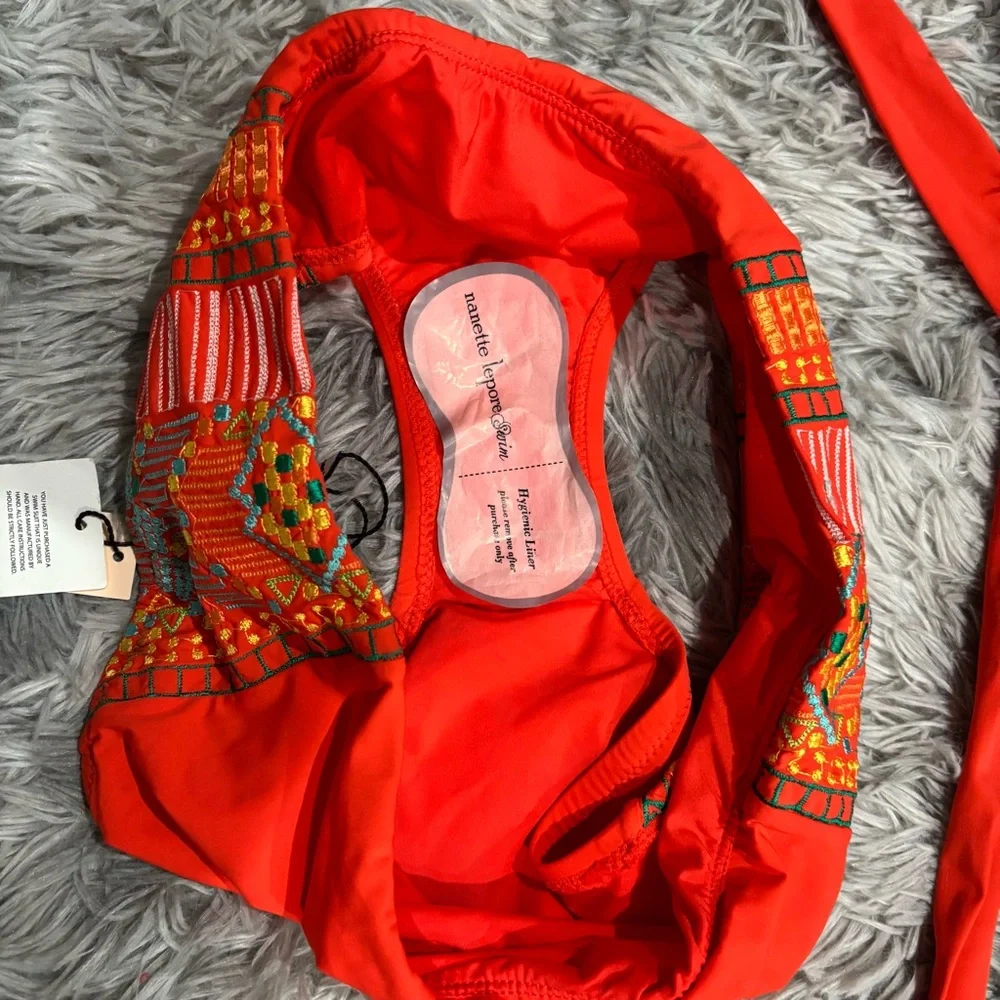 Nanette Lepore size red