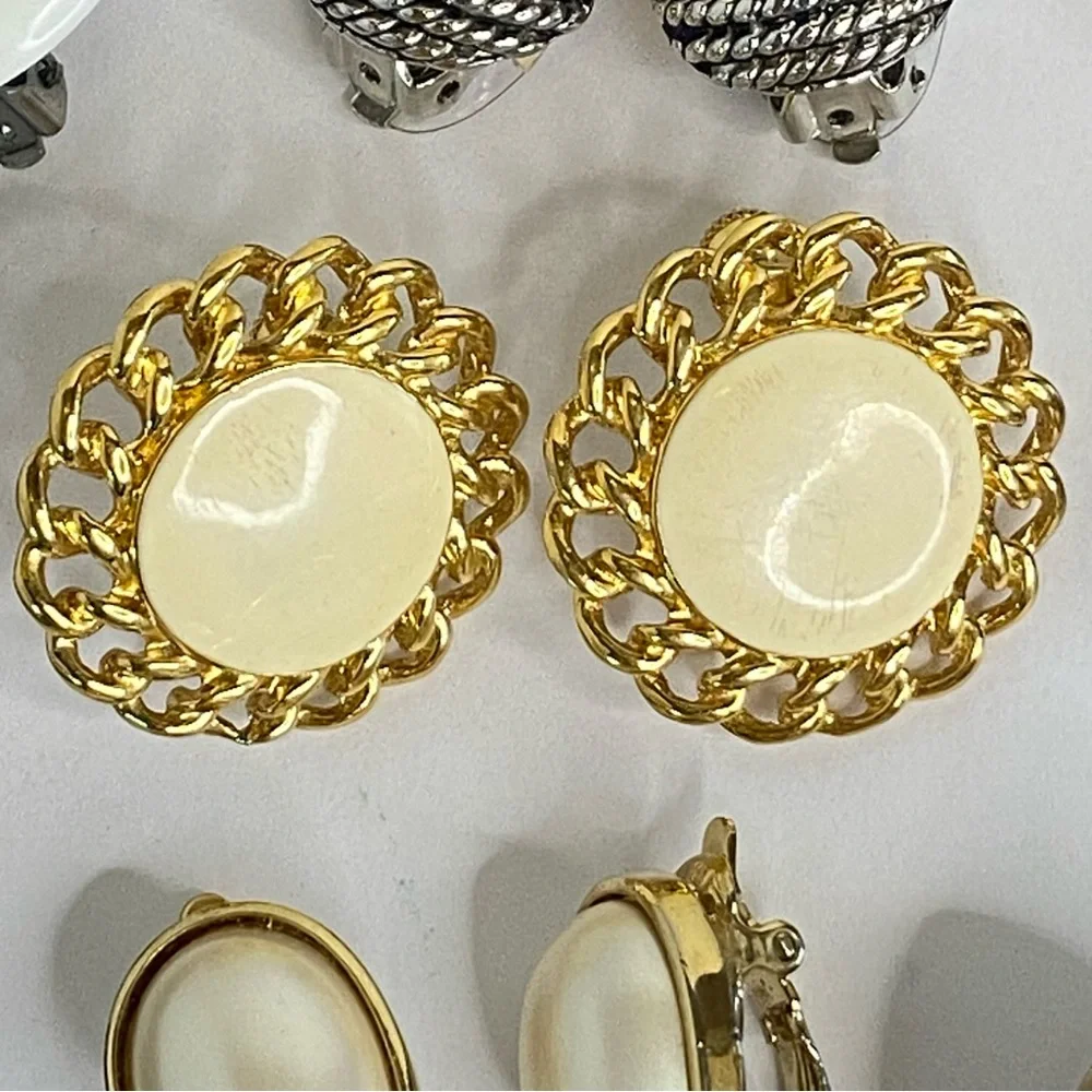 Vintage clip earring