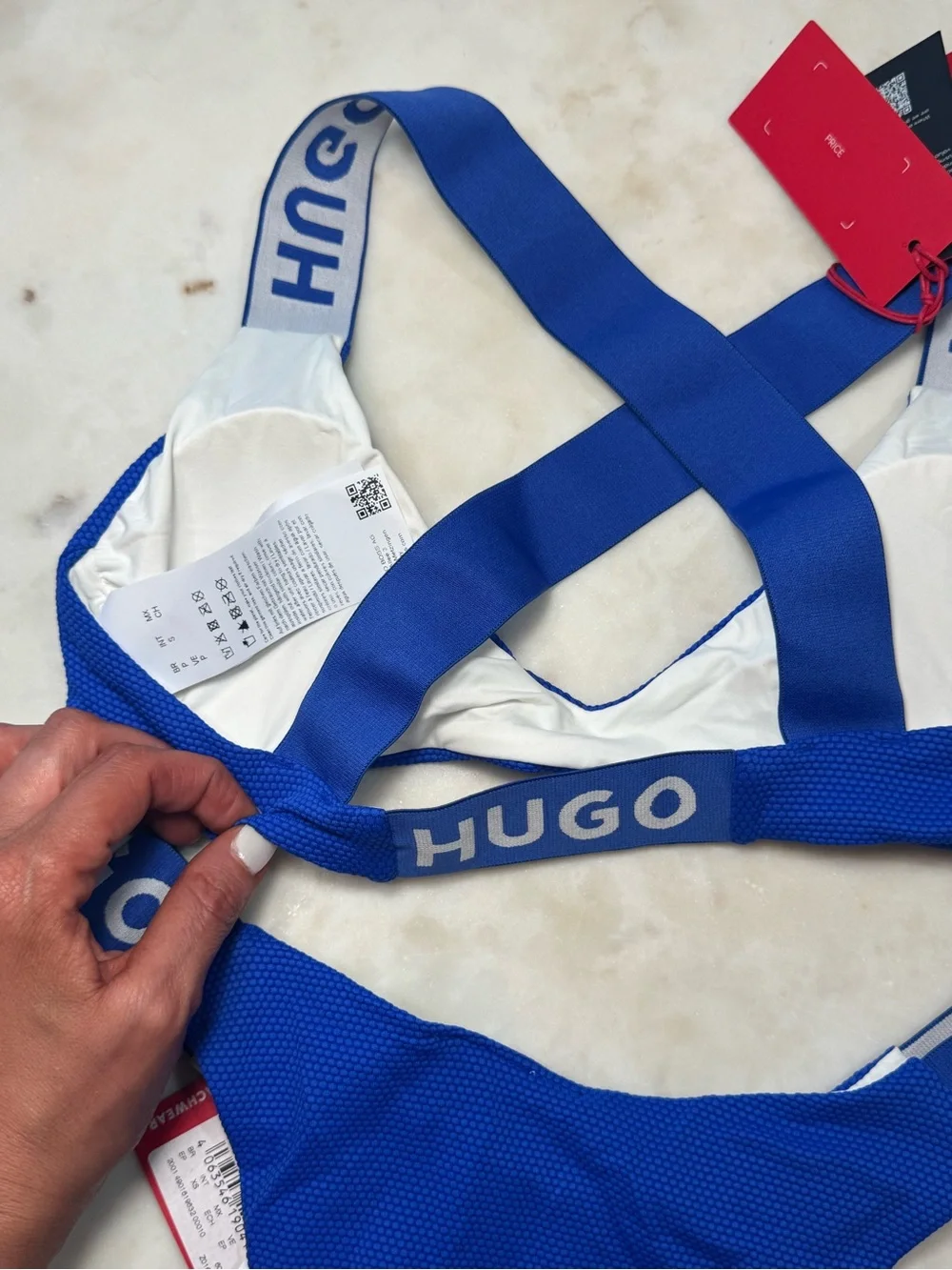 HUGO fits costal