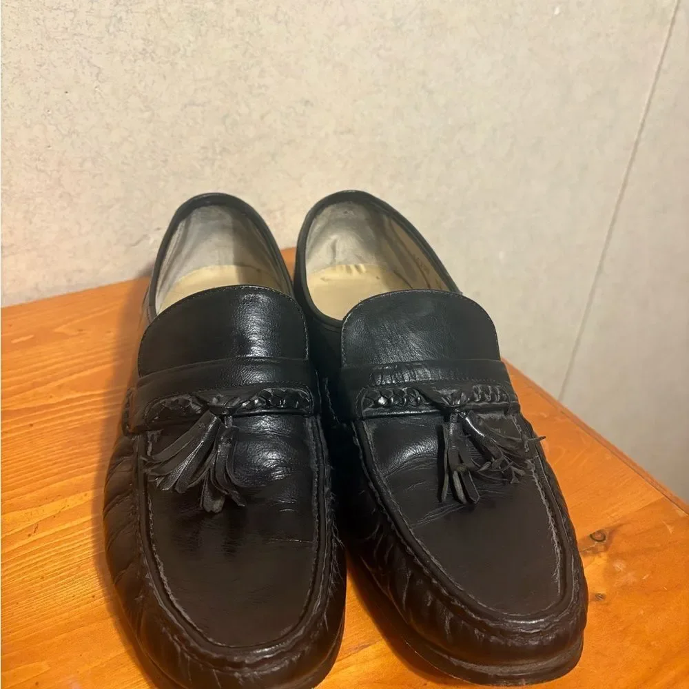 Nunn Bush elegant black