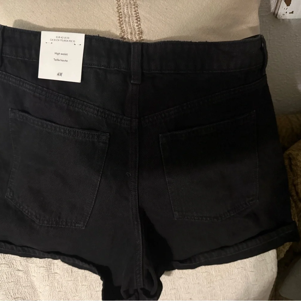 H&M versatile stylish