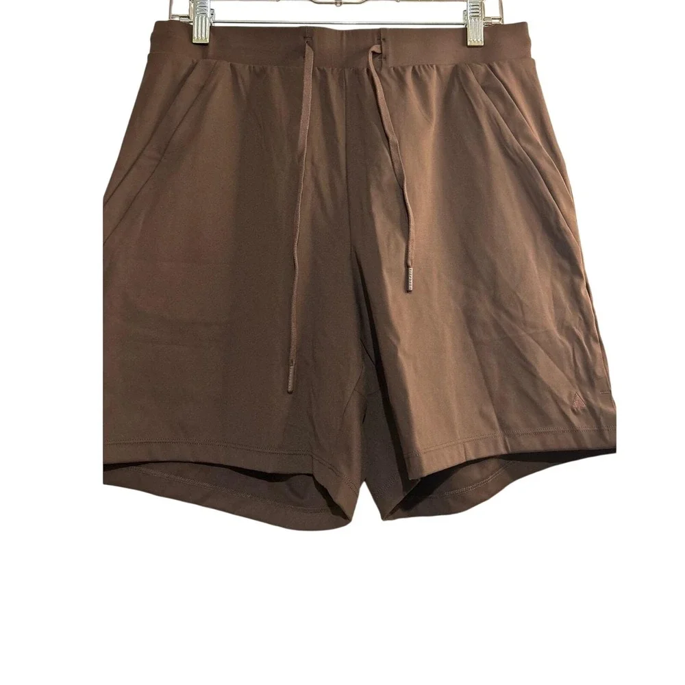 Women's Nomad Brown Yoga‎ Shorts Large