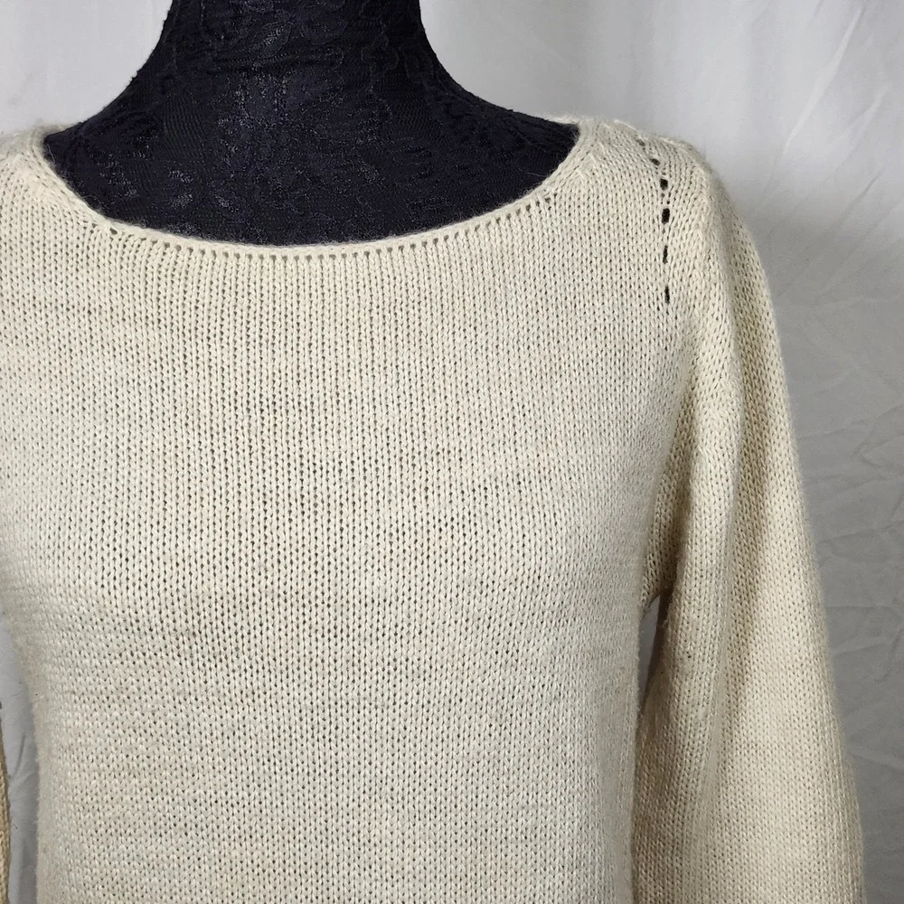 Bianca B. sweater excellent
