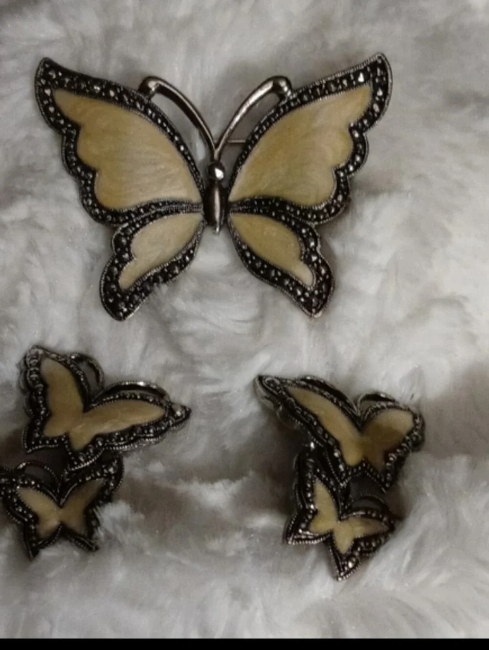 Avon vintage butterfly