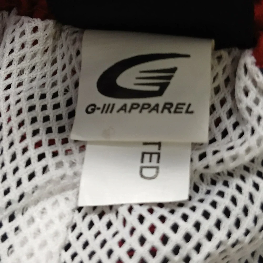 G-III Apparel 17 shipping