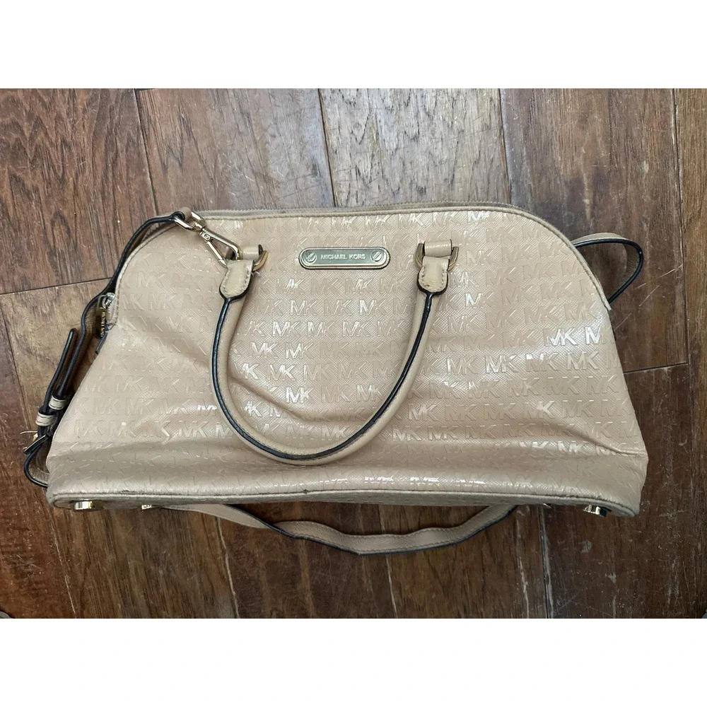 Michael Kors Beige Signature Monogram Dome Satchel Handbag‎ Shoulder Bag