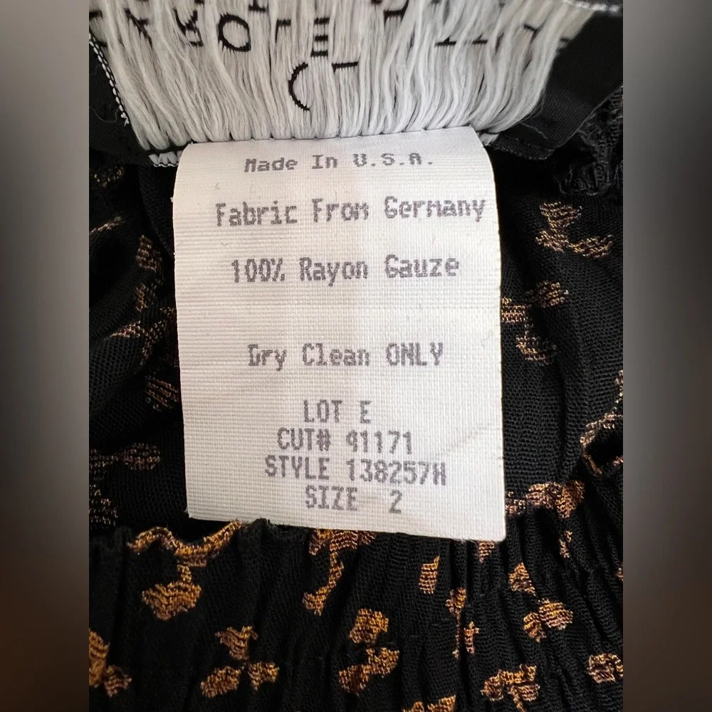Carole Little versatile waist