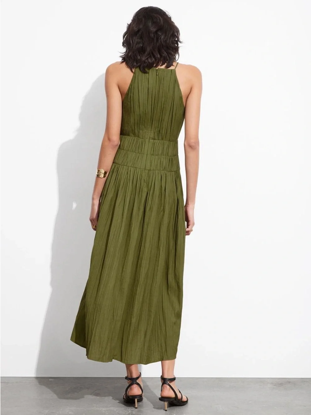 & Other Stories sleeveless line