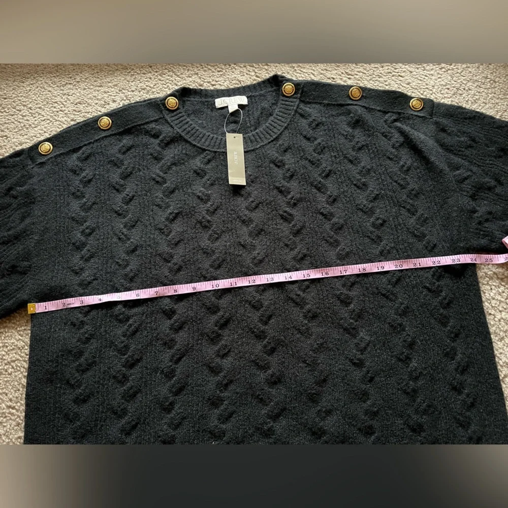 J. Crew black cable