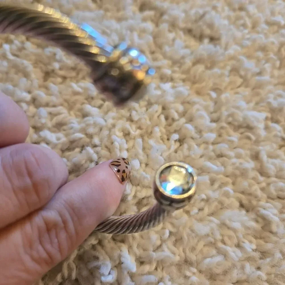 Boutique silver twisted